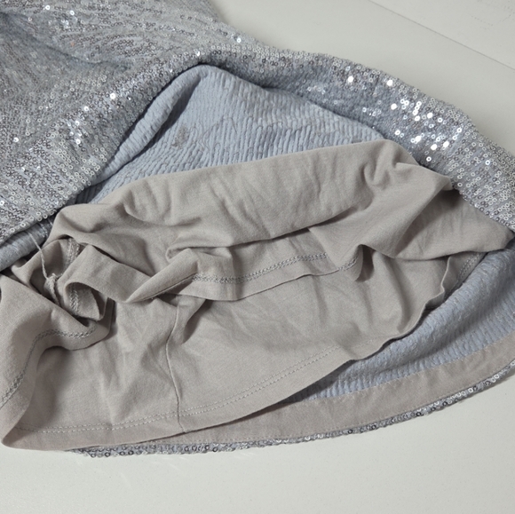 NEW Boston Proper Silver Sequin OFF The Shoulder Dress Sz 10 Fishtail Mermaid - Picture 15 of 16